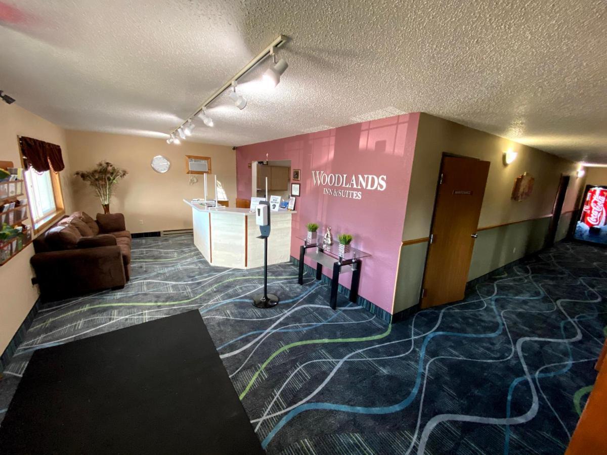 Woodland Inn & Suites Medford Екстер'єр фото