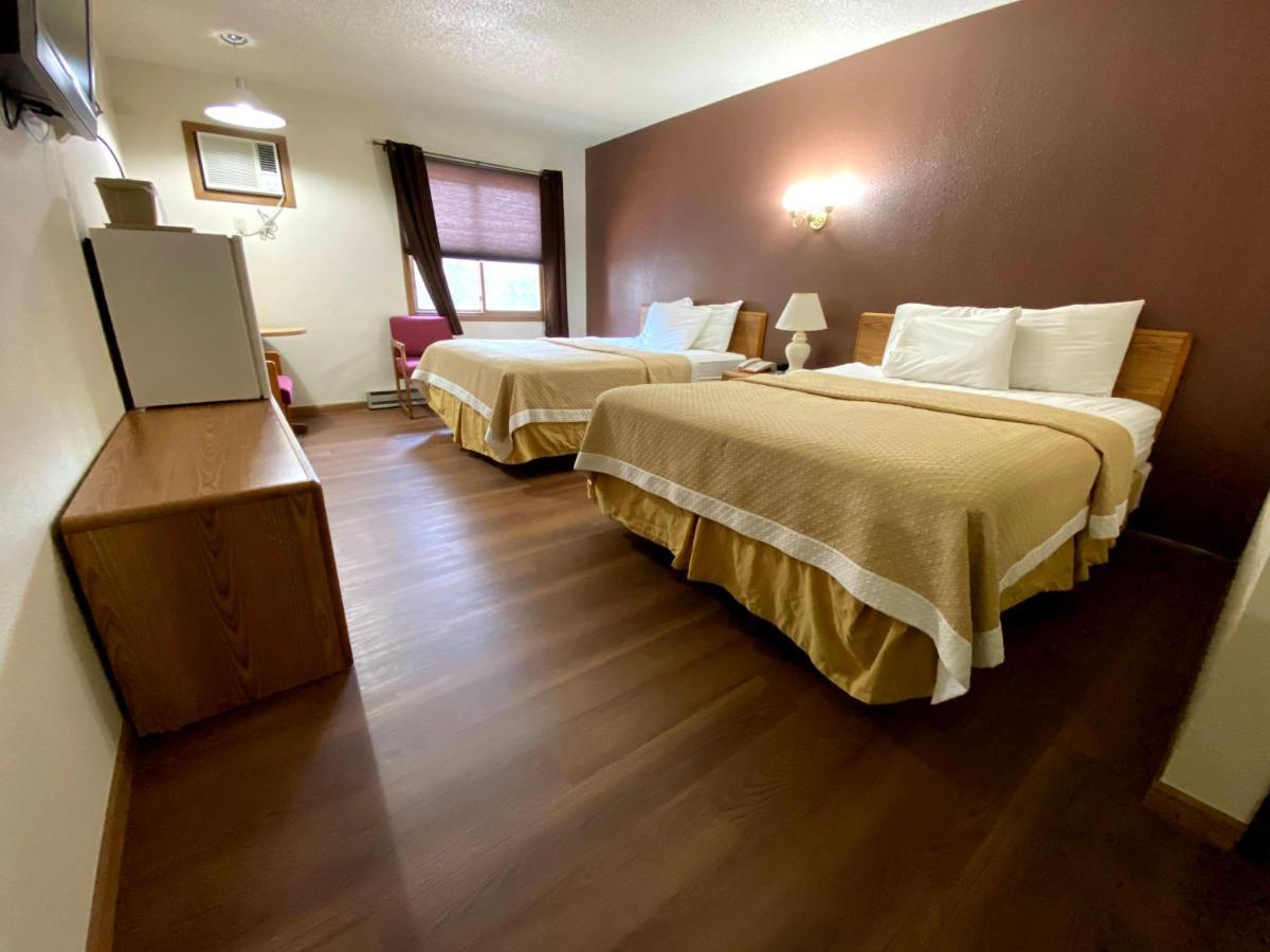 Woodland Inn & Suites Medford Екстер'єр фото