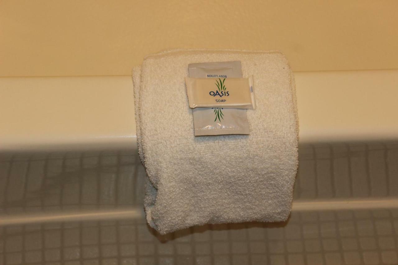 Woodland Inn & Suites Medford Екстер'єр фото